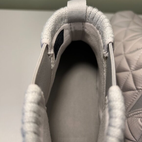 Teva Women's ReEmber Mid Platform Boot - Picture 9 of 15